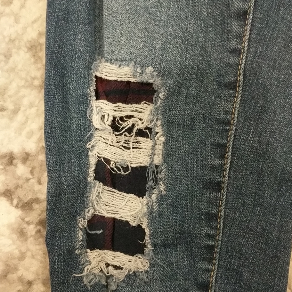 Garage ripped jeans w/ plaid patching - Picture 4 of 7
